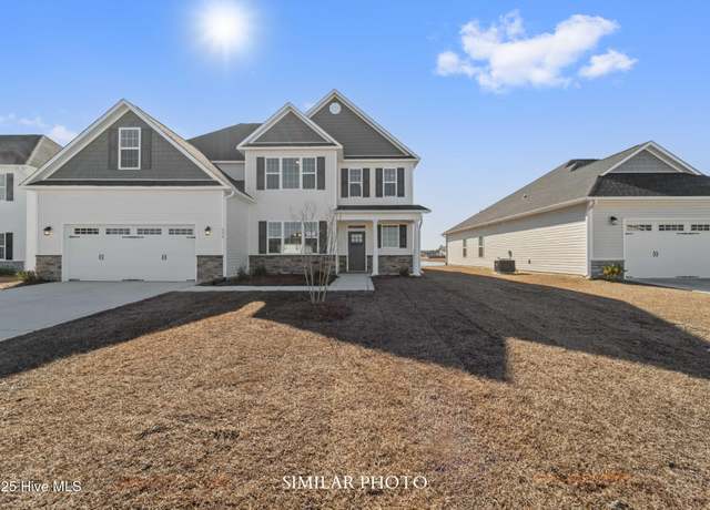 Property at 118 Sloth Ln, Jacksonville, NC 28546, 5 beds, 4.5 baths