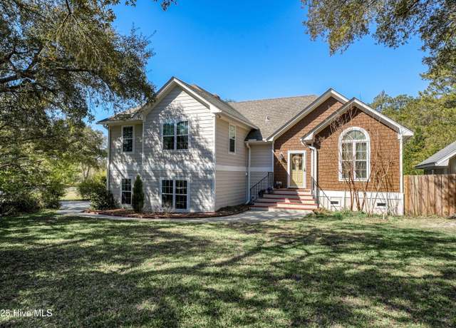 Property at 7001 Robert Ruark Dr SE, Southport, NC 28461, 3 beds, 3 baths