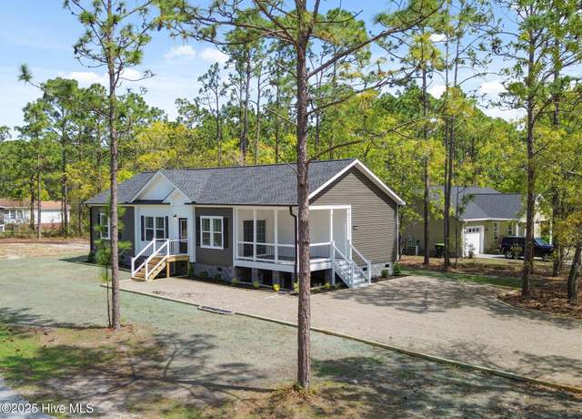 Property at 1601 Navajo Rd, Southport, NC 28461, 3 beds, 2 baths