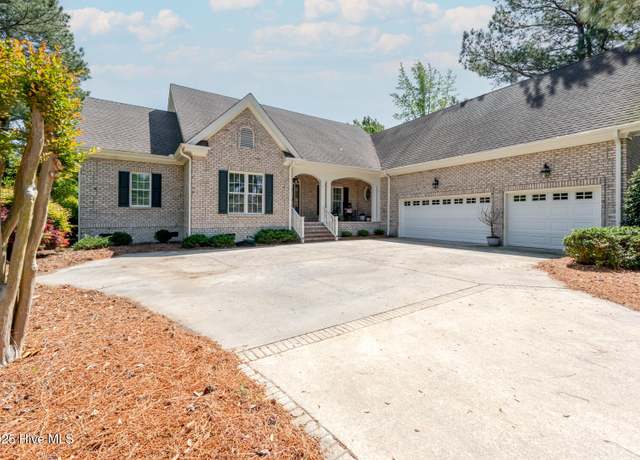 Property at 205 Maple Creek Dr, Wallace, NC 28466, 3 beds, 3 baths