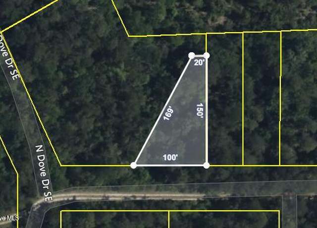 Property at 5014 Bluebird Ave SE, Southport, NC 28461