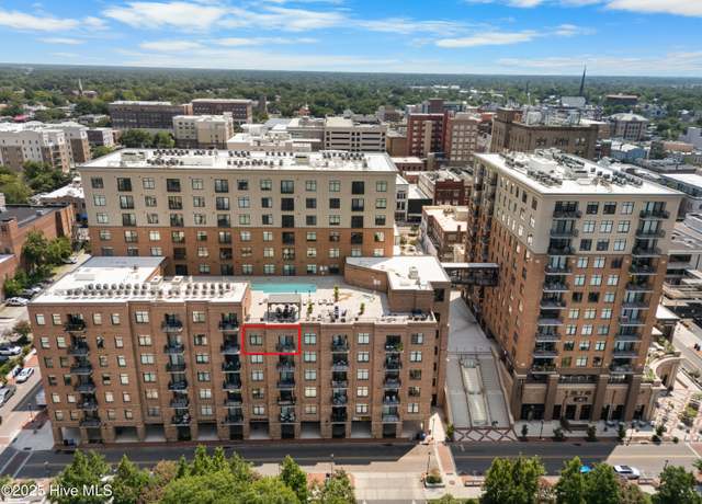 Property at 10 Grace St Apt 604, Wilmington, NC 28401, 1 bed, 1 bath