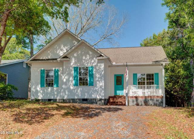Property at 107 NE 34th St, Oak Island, NC 28465, 3 beds, 2 baths