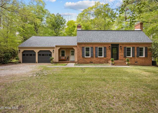 Property at 236 Holly Shelter Rd, Jacksonville, NC 28540, 4 beds, 3 baths