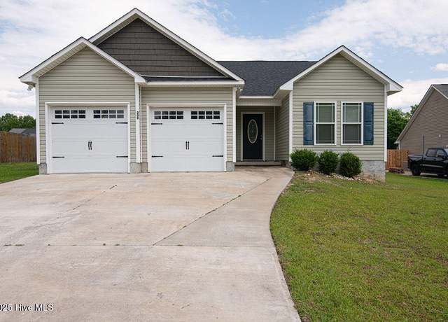 Property at 209 Cottage Brook Ct, Richlands, NC 28574, 3 beds, 2 baths