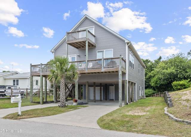 Property at 127 Eastview Dr, Emerald Isle, NC 28594, 4 beds, 3 baths