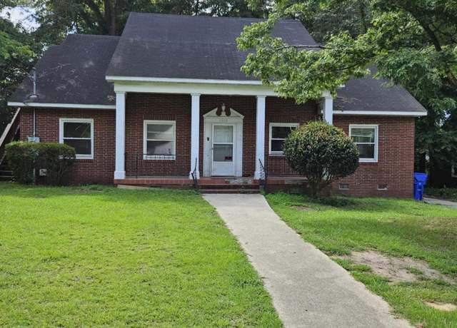 Property at 1308 N Independence St, Kinston, NC 28501, 4 beds, 3 baths