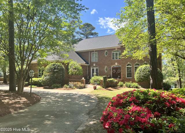 Property at 421 Dogwood Trl, Goldsboro, NC 27534, 5 beds, 5.5 baths