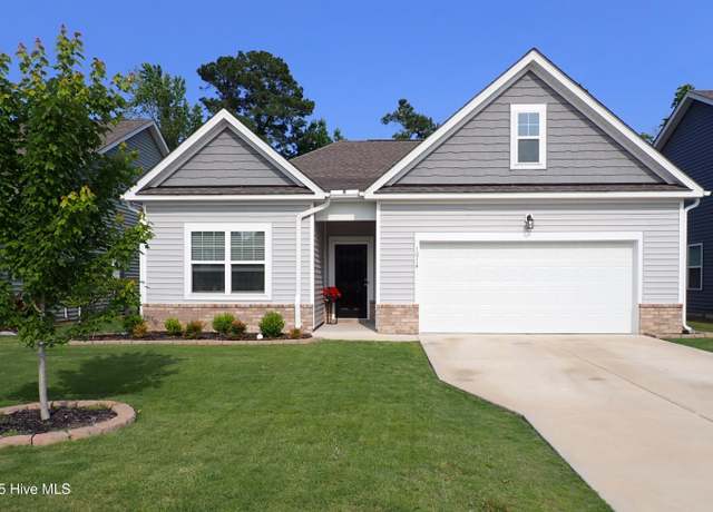 Property at 1014 Bogue Ln, New Bern, NC 28562, 3 beds, 2 baths