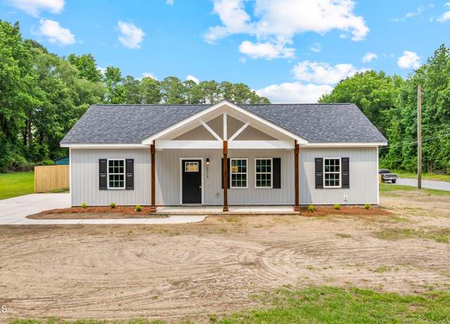 Property at 2013 E Hawthorne St, Goldsboro, NC 27530, 3 beds, 2 baths