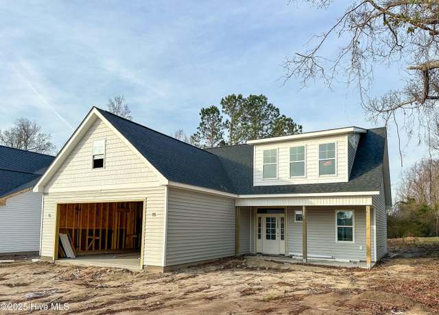 Property at 362 Williams Store Rd, Hampstead, NC 28443, 3 beds, 2.5 baths