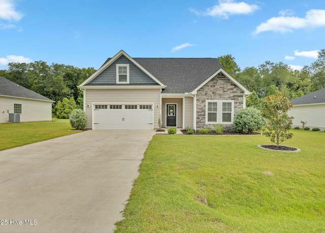 Property at 115 Waterford Way, Maysville, NC 28555, 3 beds, 2 baths