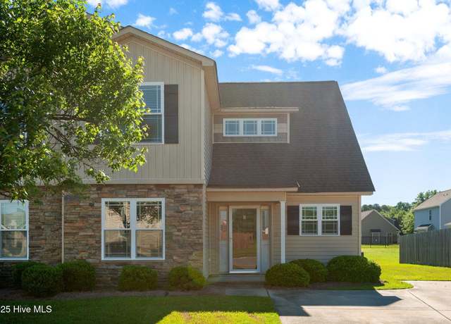 Property at 2202 Sweet Bay Dr Unit B, Greenville, NC 27834, 3 beds, 2.5 baths