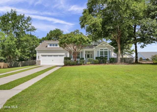 Property at 8109 Saltcedar Dr, Wilmington, NC 28411, 3 beds, 2 baths