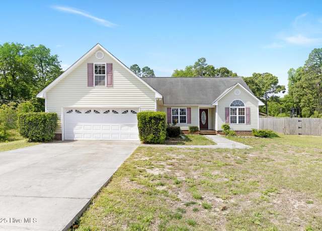 Property at 212 Star Gazer Ct, Richlands, NC 28574, 3 beds, 2 baths