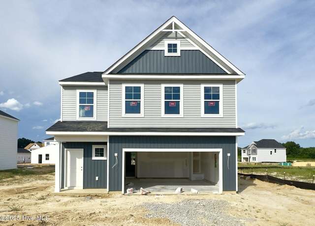 Property at 607 S Squires Run Ln, Richlands, NC 28574, 3 beds, 2.5 baths