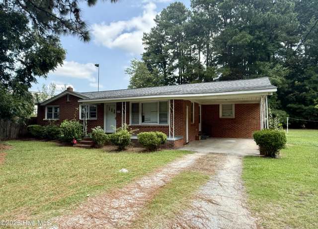 Property at 704 N Grimes St, Robersonville, NC 27871, 3 beds, 1 bath
