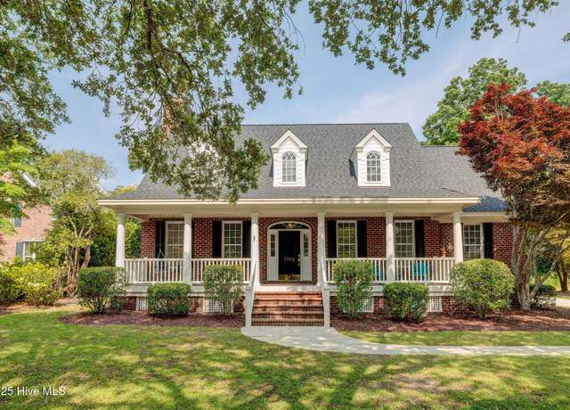 Property at 5908 Turnstone Ct, Wilmington, NC 28409, 4 beds, 4 baths