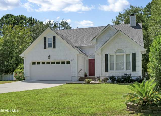 Property at 649 N Hampton Rd, Wilmington, NC 28409, 3 beds, 2 baths