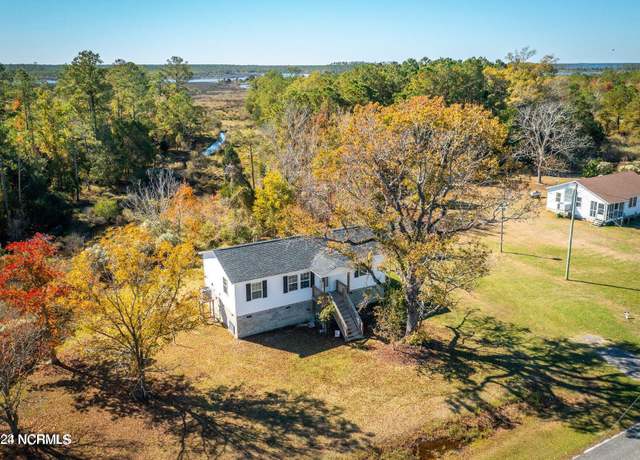 Property at 4876 Loop Rd, Scranton, NC 27875, 2 beds, 2 baths
