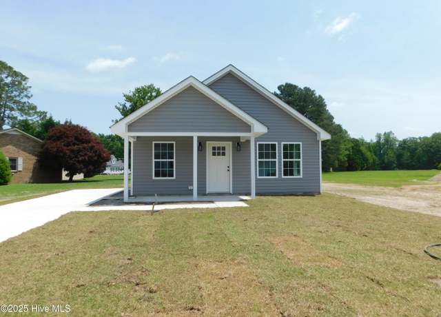 Property at 711 Gaston Dr, Hertford, NC 27944, 3 beds, 2 baths
