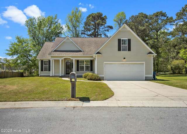 Property at 1914 Widgeon Dr, Morehead City, NC 28557, 3 beds, 2 baths