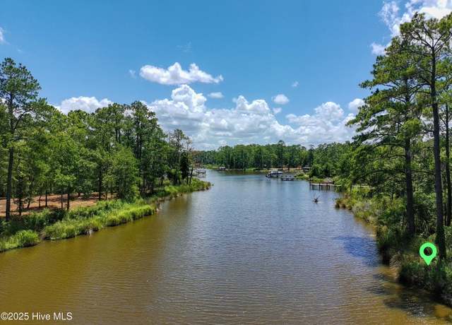 Property at 65 Tarpon Pointe Rd, Bath, NC 27808