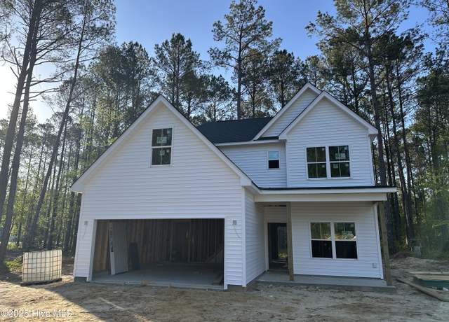 Property at 103 Plum Ct, Burgaw, NC 28425, 3 beds, 2.5 baths