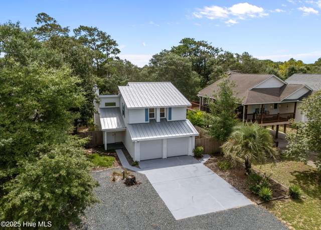 Property at 110 NE 29th St, Oak Island, NC 28465, 3 beds, 2.5 baths
