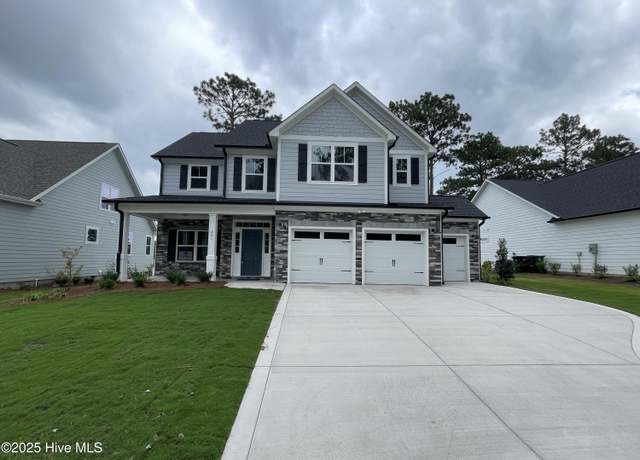 Property at 641 Watauga Ln, Aberdeen, NC 28315, 4 beds, 2.5 baths