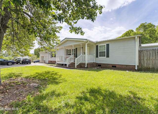 Property at 376 Deer Vw, Sanford, NC 27332, 4 beds, 3 baths