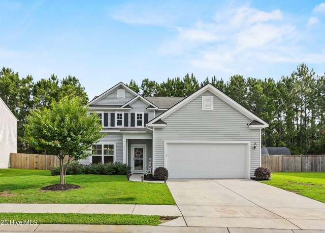 Property at 7351 Bellacroft Dr, Leland, NC 28451, 3 beds, 2.5 baths