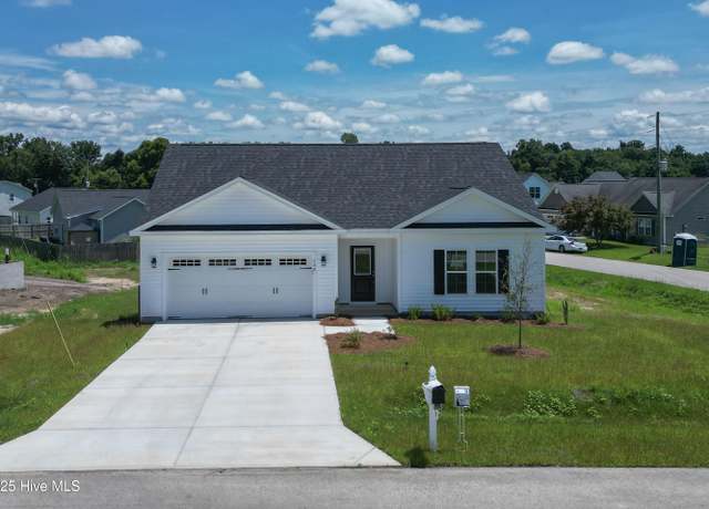 Property at 100 Dole Ct, Richlands, NC 28574, 3 beds, 2 baths