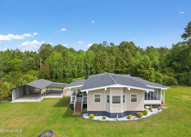 Property at 2484 Pine Dr SW, Supply, NC 28462, 2 beds, 2 baths
