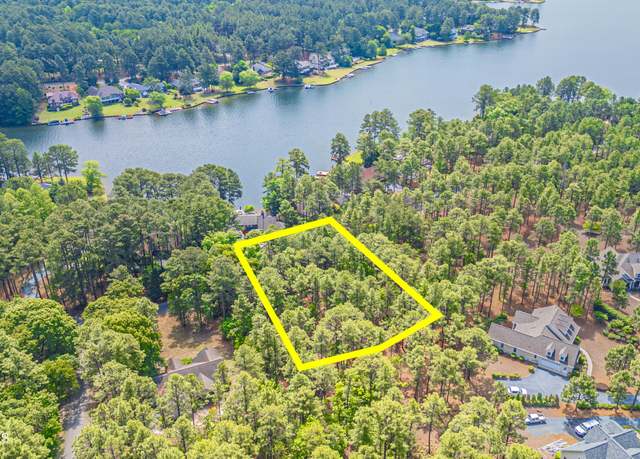 Property at 124 Vanore Rd, West End, NC 27376
