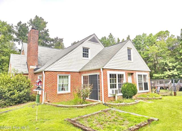 Property at 562 Elevation Rd, Four Oaks, NC 27524, 3 beds, 2 baths