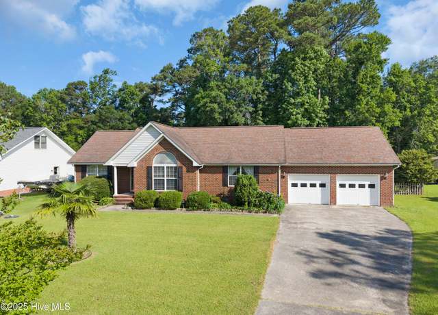 Property at 240 Juanita Ln, New Bern, NC 28560, 3 beds, 2 baths