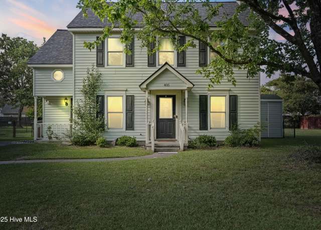 Property at 405 Wolf Run Dr, Jacksonville, NC 28546, 3 beds, 2.5 baths