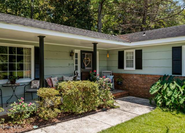 Property at 213 Kelly Rd, Wilmington, NC 28409, 3 beds, 2 baths