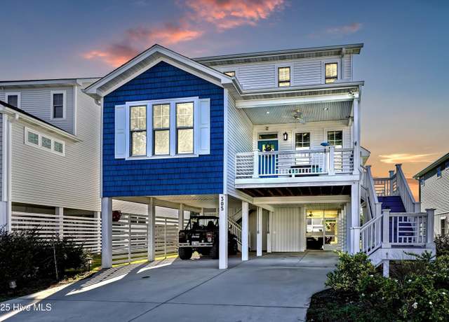 Property at 305 Ivy Ln, Carolina Beach, NC 28428, 3 beds, 2.5 baths