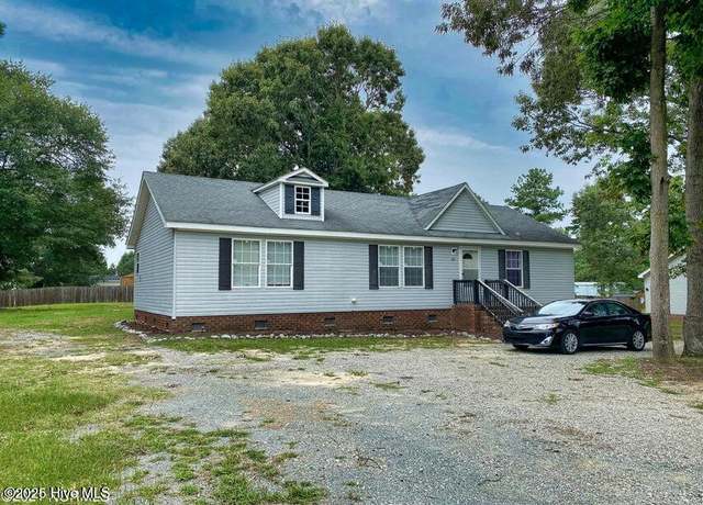 Property at 467 Britannia Dr, Greenville, NC 27834, 3 beds, 2 baths