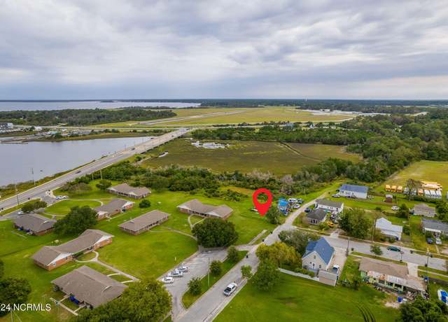 Property at 601 Craven St, Beaufort, NC 28516
