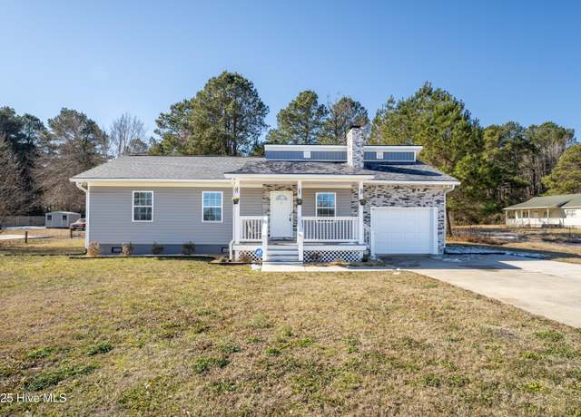 Property at 9872 E 72 Hwy, Lumberton, NC 28358, 3 beds, 2 baths