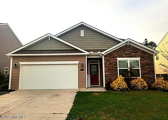 Property at 305 Ginger Dr, New Bern, NC 28560, 4 beds, 2 baths