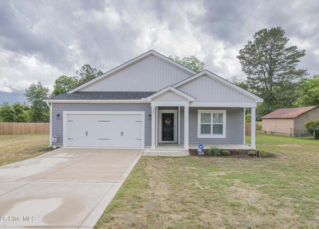 Property at 200 Laurel Lake Rd, Salemburg, NC 28385, 4 beds, 2 baths