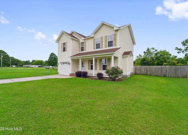 Property at 1120 Ben Williams Rd, Richlands, NC 28574, 4 beds, 2.5 baths