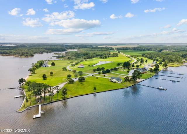 Property at 16 River Dr, Belhaven, NC 27810