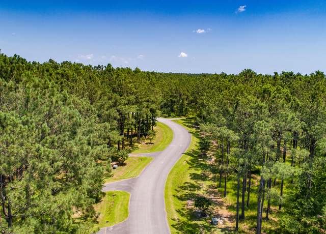 Property at 29 Madison Ave, Oriental, NC 28571