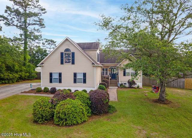 Property at 1177 Roberts Rd, Newport, NC 28570, 3 beds, 2 baths
