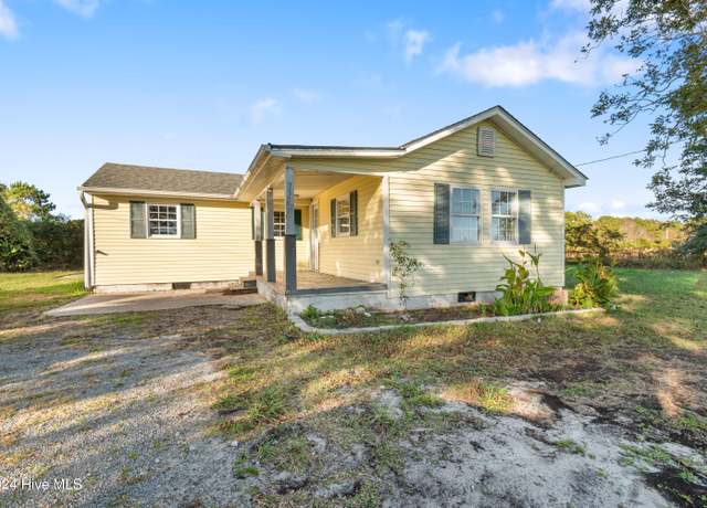 Property at 350 Laurel Rd, Beaufort, NC 28516, 3 beds, 1.5 baths